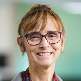 Claire Kinlaw