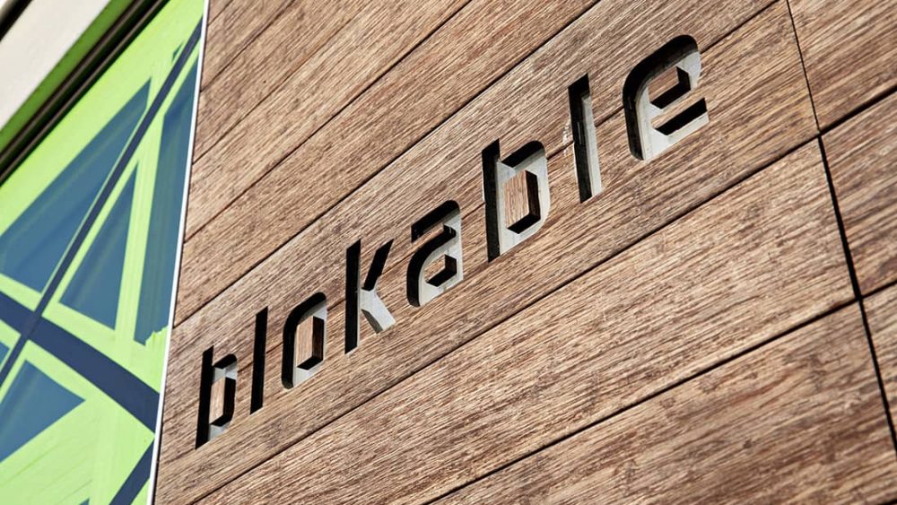 Blokable sign